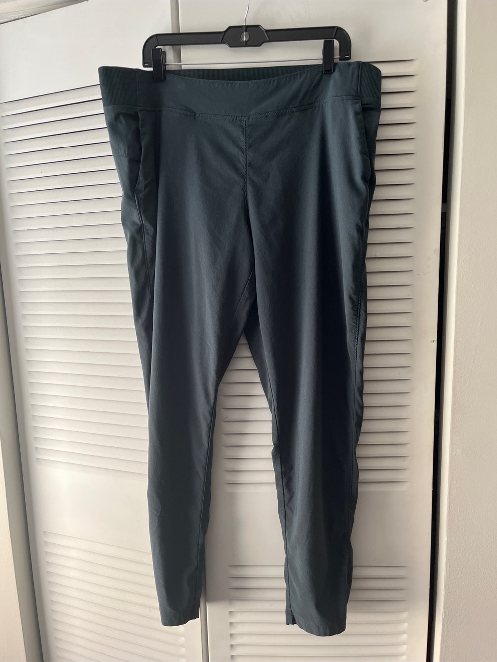 32 Degrees Heat Men’s XL High-Rise Performance Pants in Deep Teal